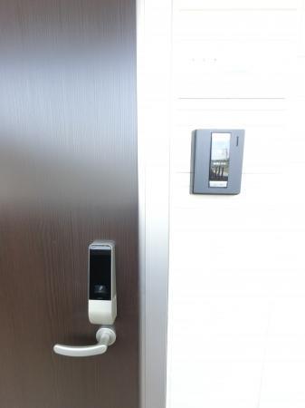 セキュリティ　カードキーは防犯性が高く安心ですよ(＊^^＊)