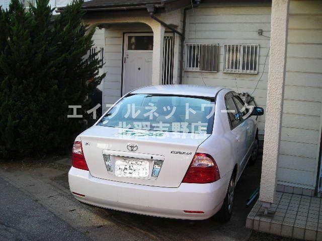 駐車場　駐車場