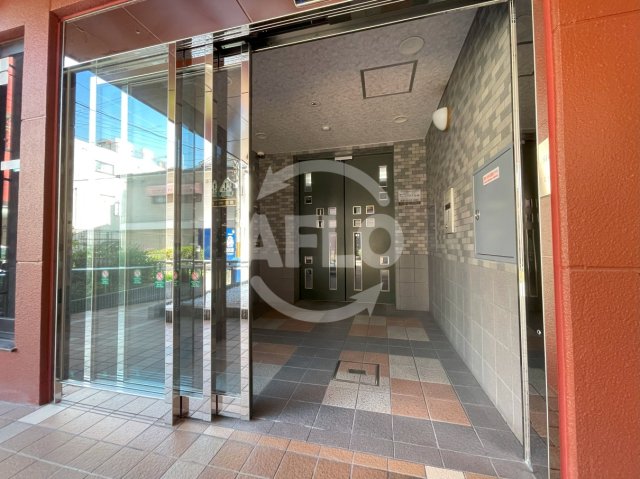 エントランス　メゾンミヤビ　エントランス