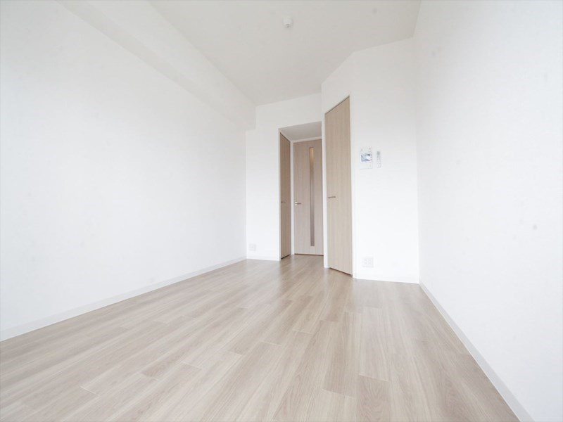 その他部屋・スペース　洋室8.1帖　ウォークインクローゼット付（収納充実してます）