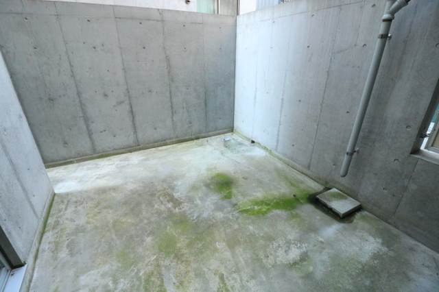 バルコニー　広々テラススペース♪