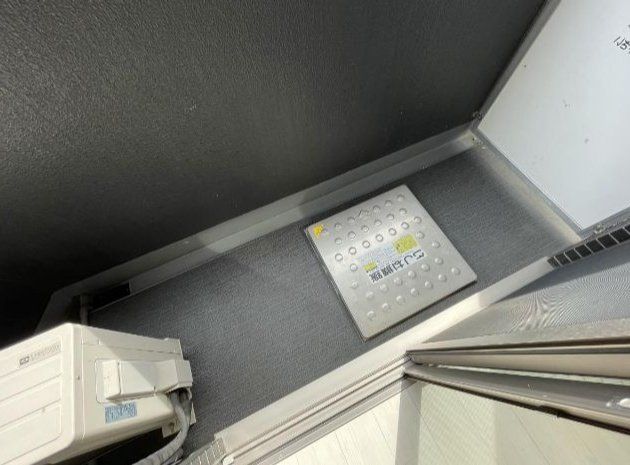 バルコニー　バルコニー