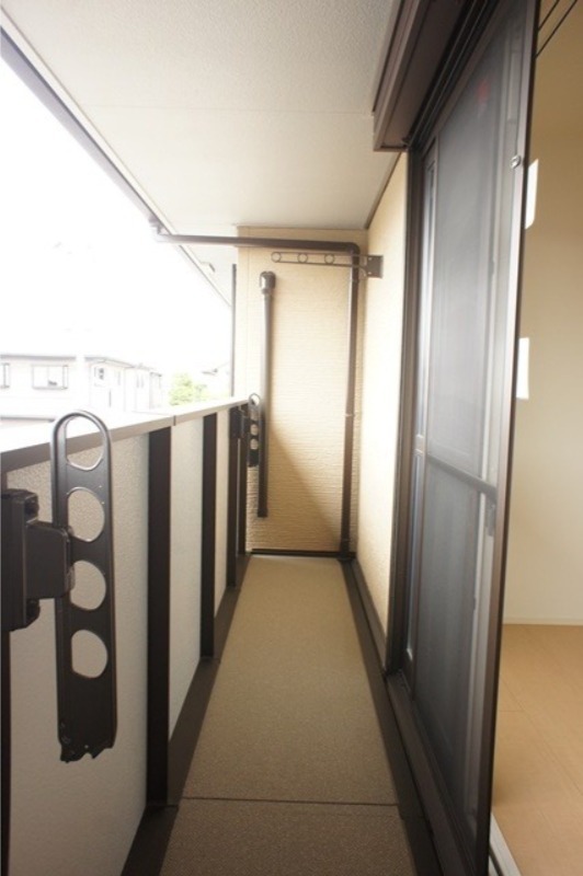 バルコニー　図面と現状に相違がある場合には現状を優先