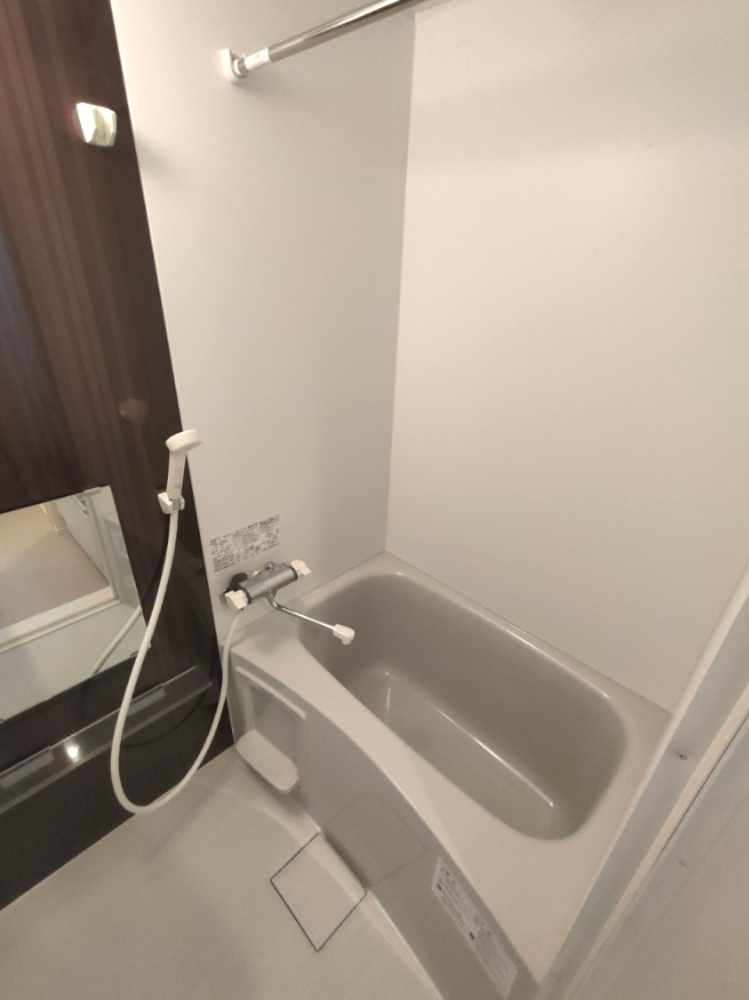 バス・シャワールーム　同物件内203号室の写真になります※現況優先