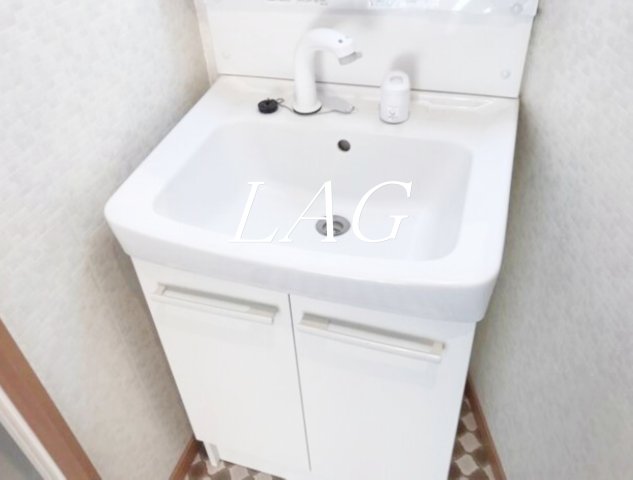 洗面設備　洗面台です。