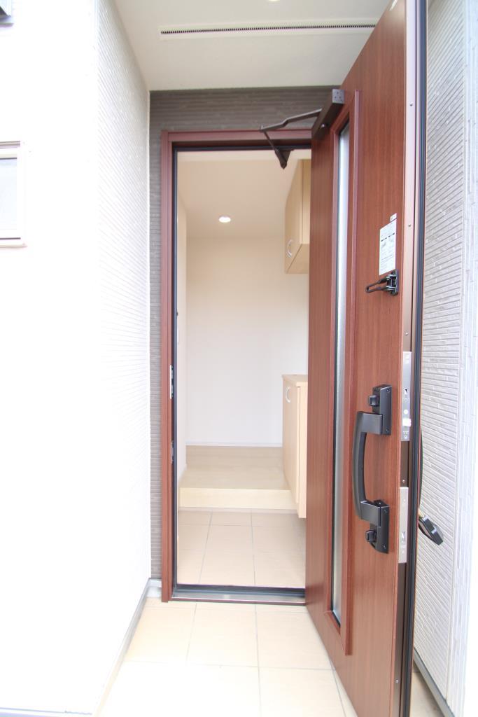 玄関　明るい玄関です☆