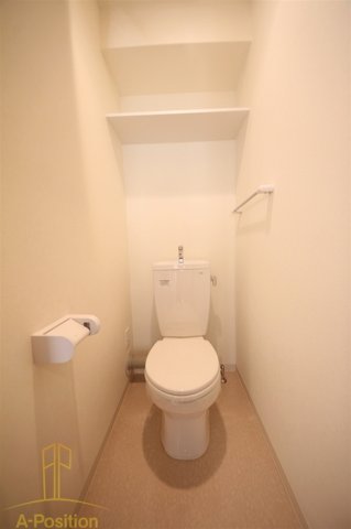 トイレ　デセンテ北梅田