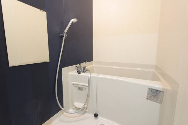 バス・シャワールーム　ゆったりバスルーム