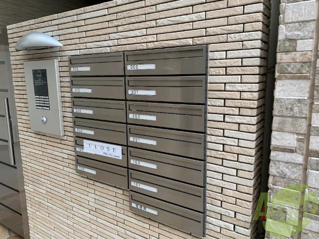 警察署・交番　東淀川警察署（警察署・交番）まで100m