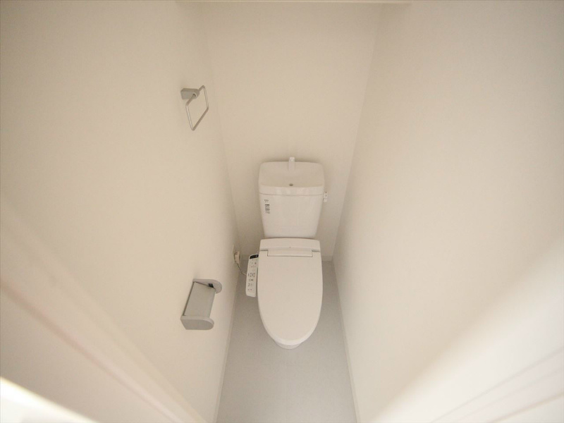 トイレ　温水洗浄便座付トイレ