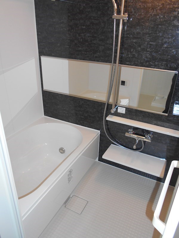 バス・シャワールーム　浴室　※別物件参考写真