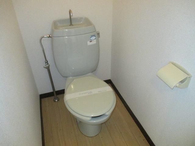 トイレ　★お部屋探しは株式会社タウンハウジング東京まで★