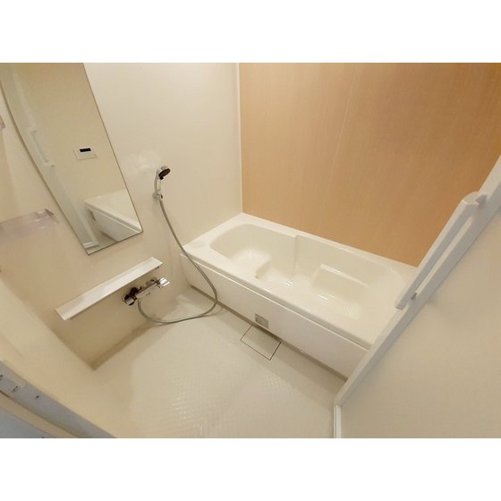 バス・シャワールーム　一坪風呂