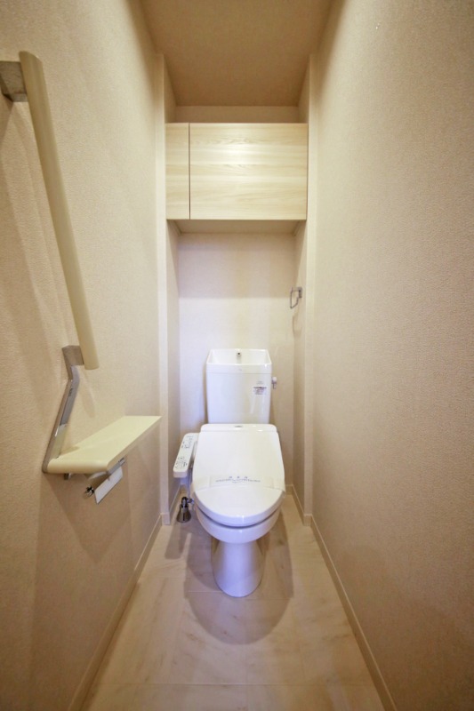 トイレ　温水浄水便座付トイレ