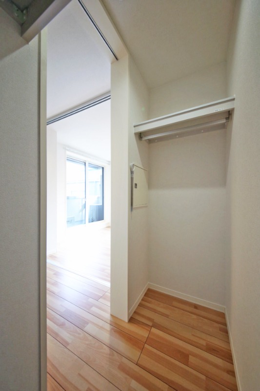 収納　ウォークインクローゼット