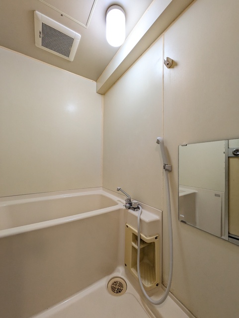 バス・シャワールーム　バスルーム