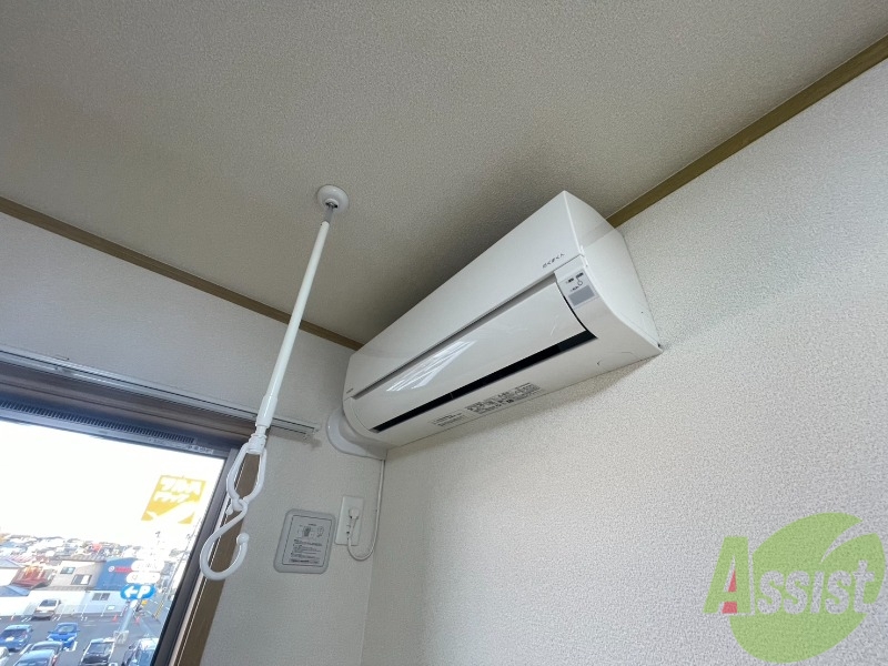 その他設備　エアコン付きです！夏でも冬でも安心ですね。