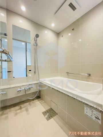 バス・シャワールーム　同マンション別部屋参考写真