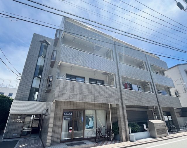 建物外観　落ち着いたおしゃれな外観です