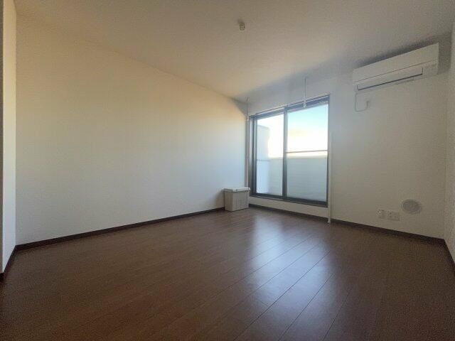 居室・リビング　※写真は参考となりますのでご注意ください。