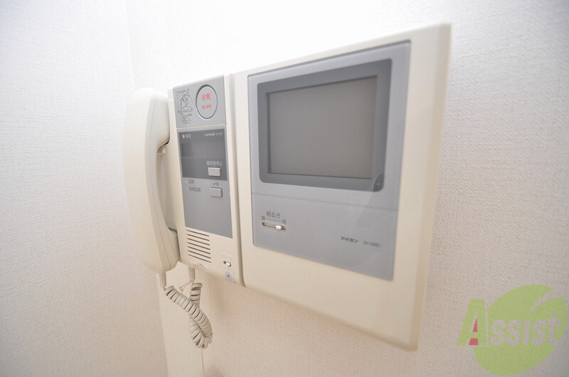 セキュリティ　モニターフォンも。お顔が見えるので女性の方も安心ですね。