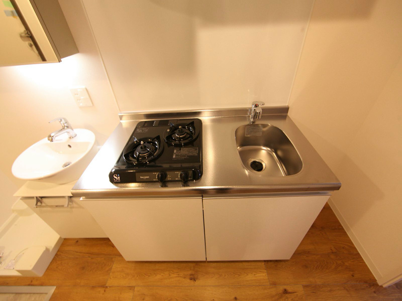 キッチン　システムキッチン（ガス2口コンロ付）
