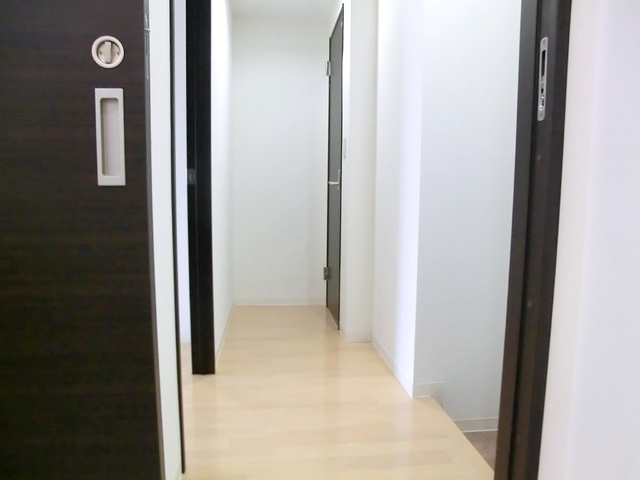 その他　玄関からお部屋への廊下スペースです(*^_^*)