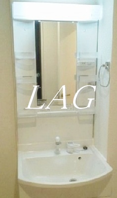 洗面設備　洗面台です。