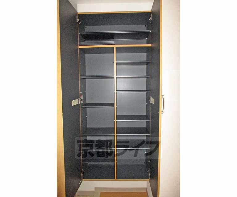 収納　玄関風景です。