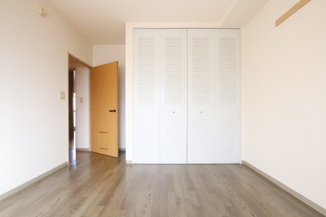 その他部屋・スペース　清掃前の写真です。