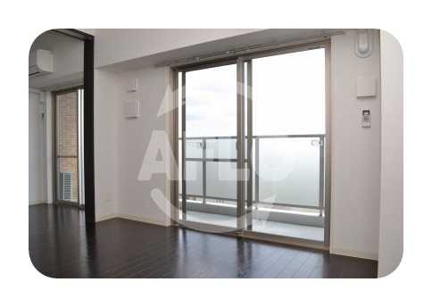 居室・リビング　アプローズ今里　リビング