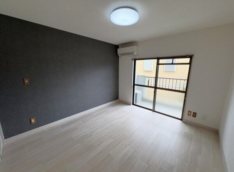 居室・リビング　図面と現状に相違がある場合には現状を優先