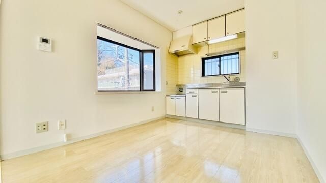 居室・リビング　クリーニング前