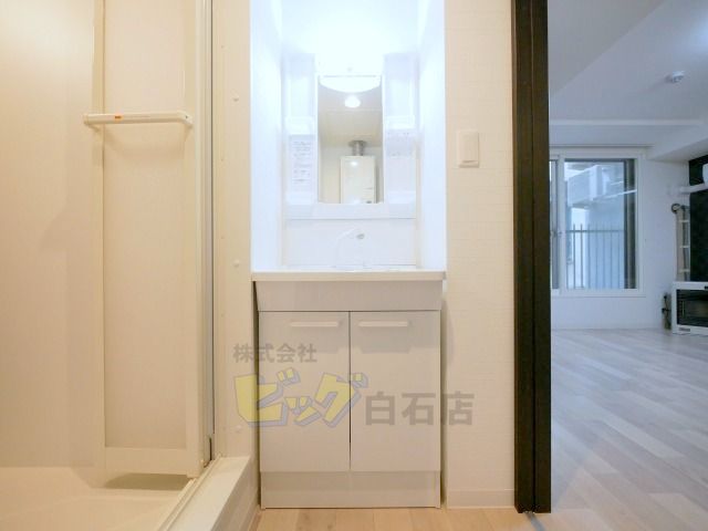 洗面設備　シャンプードレッサー付きです♪