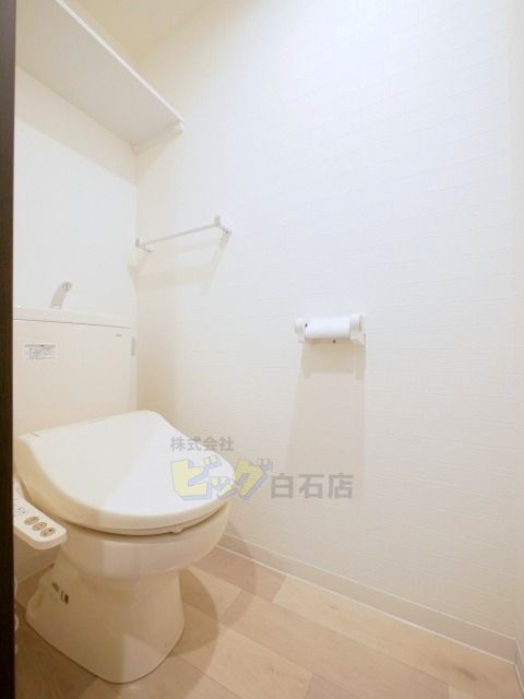 トイレ　ウォシュレット付きのトイレです♪
