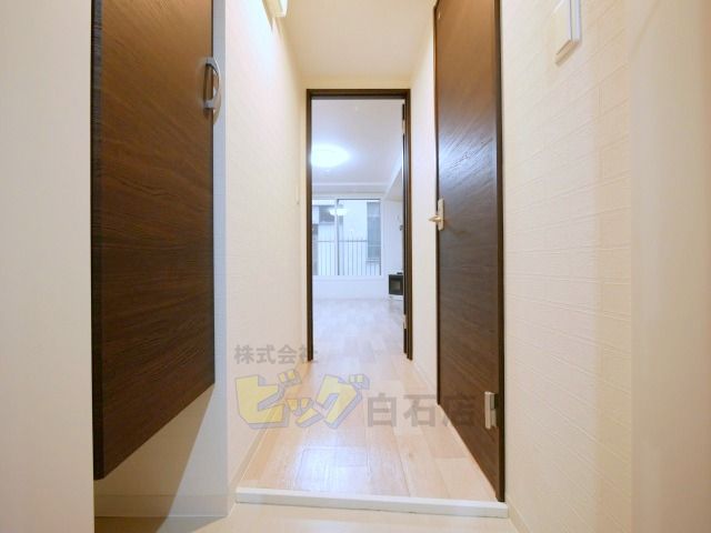 玄関　広々とした玄関です♪