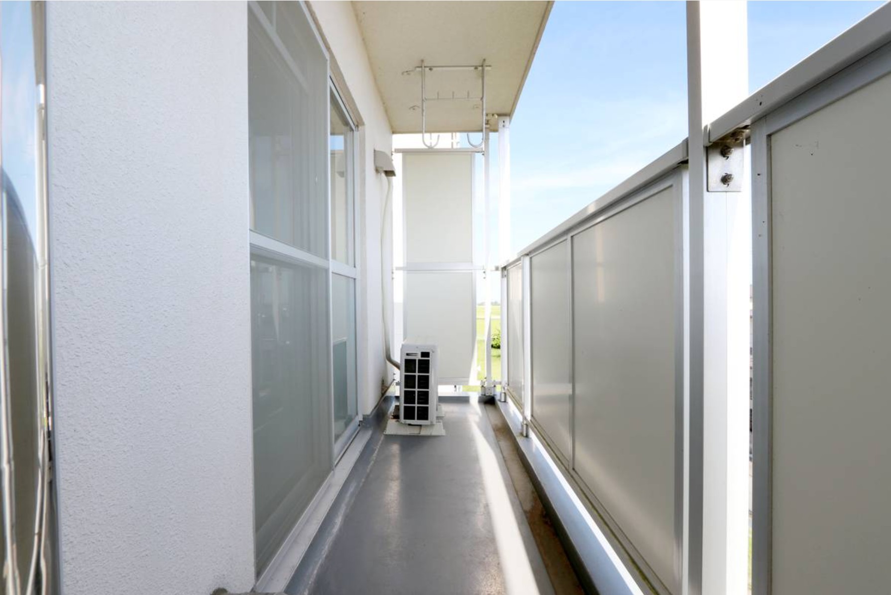 バルコニー　同タイプ写真です