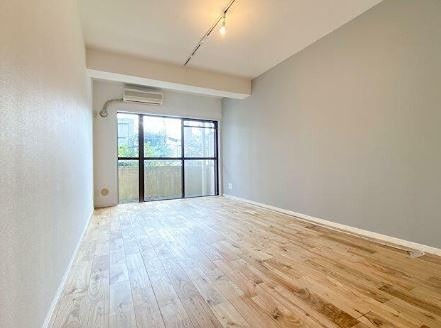 居室・リビング　※同仕様写真含む