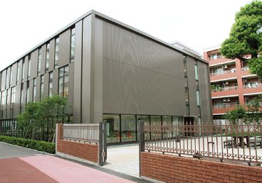 高校・高専　私立聖徳学園高校（高校・高専）まで630m