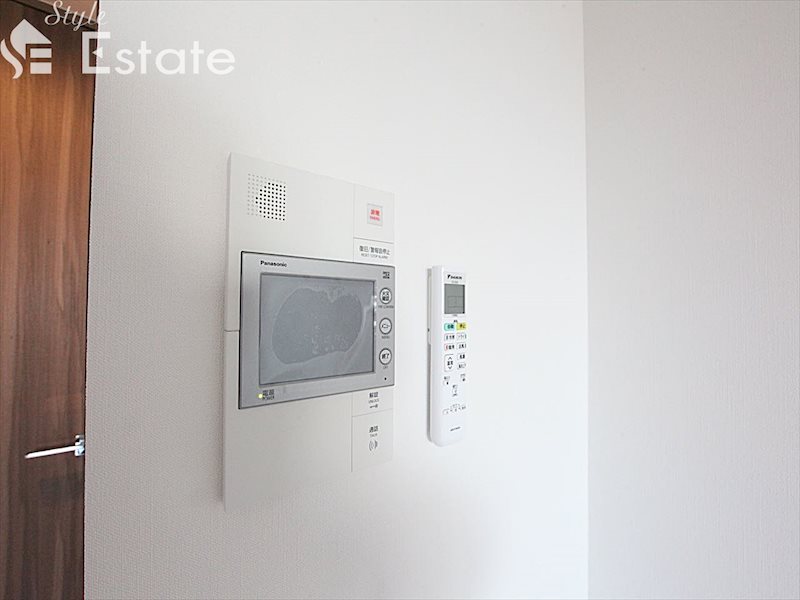 セキュリティ　モニター付きインターホン