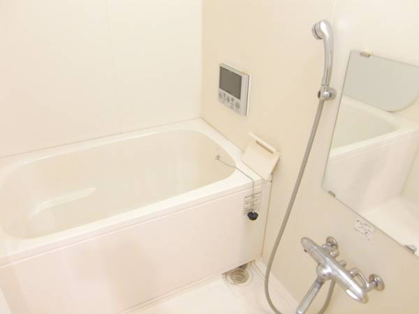 バス・シャワールーム　きれいなお風呂です