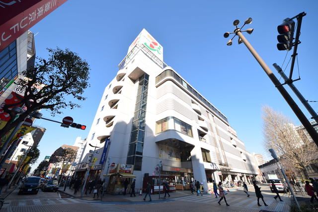 ショッピングセンター　イトーヨーカドー小岩店（ショッピングセンター）まで330m