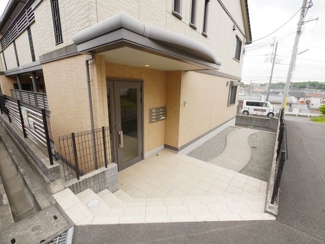 エントランス　エントランス