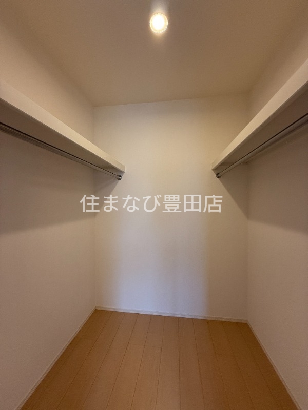 収納　同型タイプ