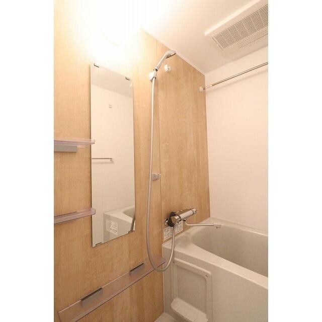 バス・シャワールーム　※別部屋参考写真