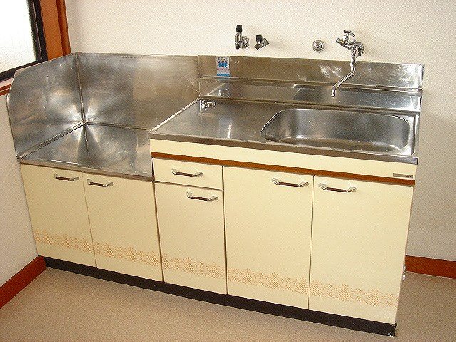 キッチン　他の部屋の写真です。