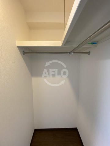 その他設備　アジュールコート福島　ウォークインクローゼット