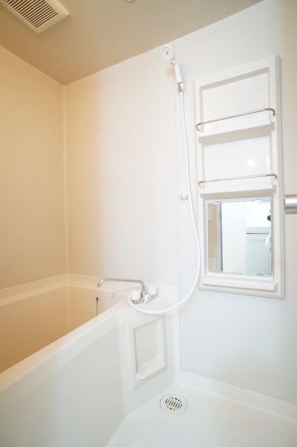 バス・シャワールーム　参考写真（当建物別部屋のものです）