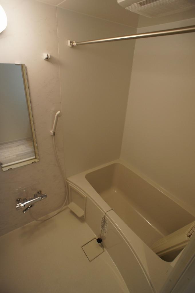バス・シャワールーム　日々の暮らしに欠かせないお風呂です