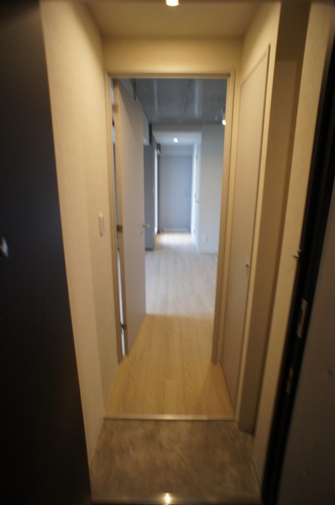 玄関　収納もある玄関です